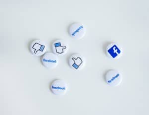 facebook-buttons-on-white-background